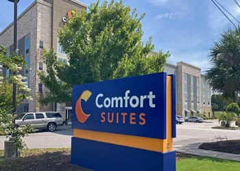 Comfort Suites North Charleston - Ashley Phosphate hotel thumbnail 6