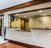 Quality Inn & Suites Winfield hotel detail image 5