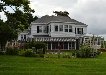 Brewster Inn hotel thumbnail 5