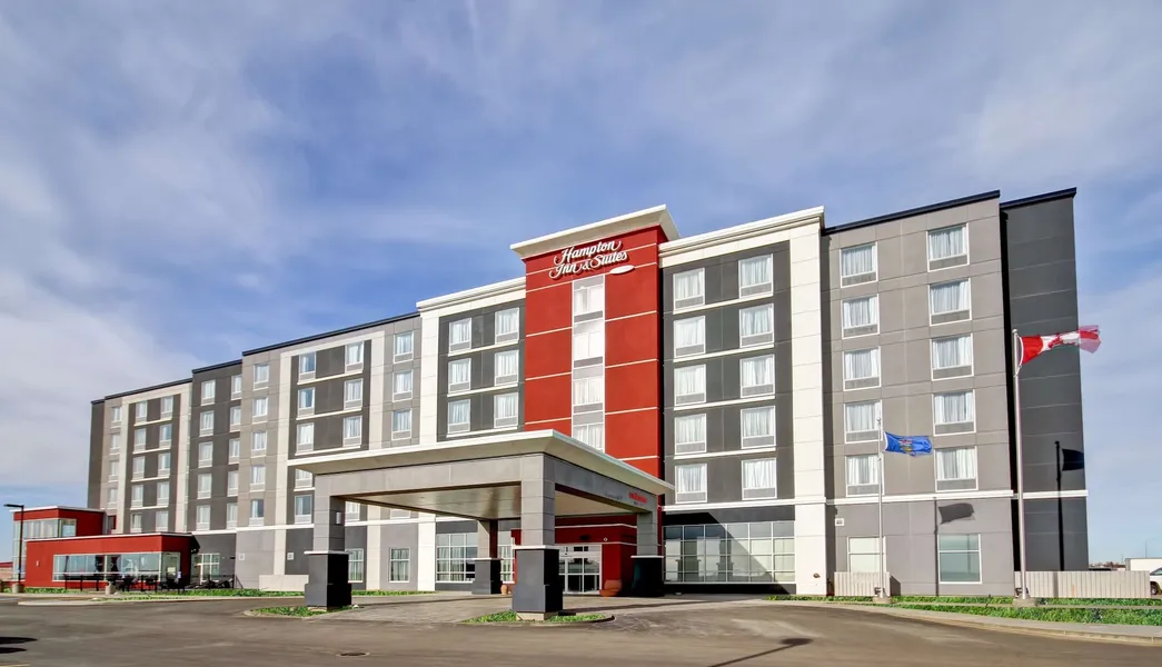 Hampton Inn & Suites by Hilton Medicine Hat hotel detail image 2