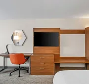 Holiday Inn Express & Suites Detroit Northwest - Livonia by IHG hotel detail image 5