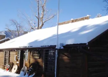 Blue Spruce Inn hotel thumbnail 4