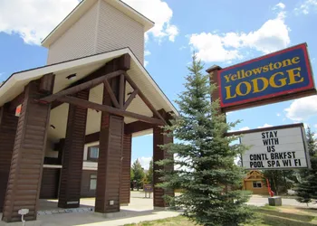 Yellowstone Lodge hotel thumbnail 4