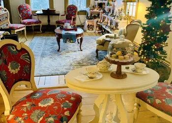 The Buttonwood Inn on Mt. Surprise hotel thumbnail 5