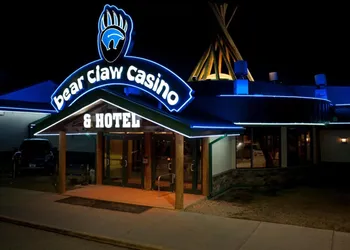 Bear Claw Casino & Hotel hotel thumbnail 4