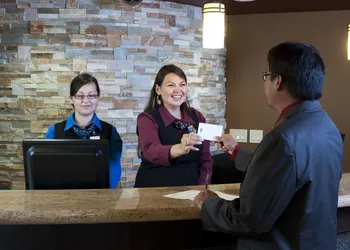 Bear Claw Casino & Hotel hotel thumbnail 6