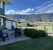 Sunny Shuswap B&B hotel detail image 3