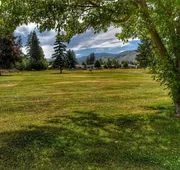 Sunny Shuswap B&B hotel detail image 7