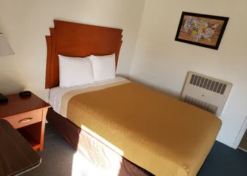 Country INN hotel thumbnail 8