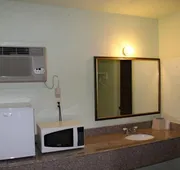 Sportsman Motel hotel detail image 7