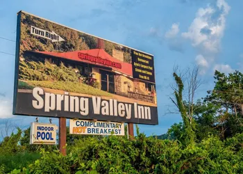 Spring Valley Inn hotel thumbnail 4