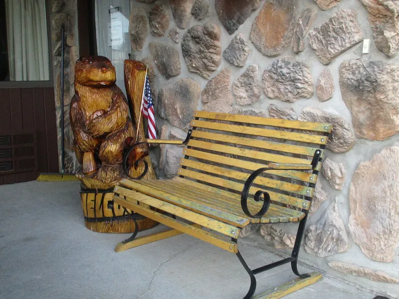 Otter Creek Inn hotel detail image 2