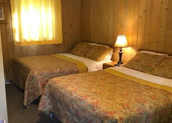 Royal Motel hotel thumbnail 7