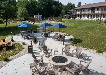 Sister Bay Inn hotel thumbnail 8