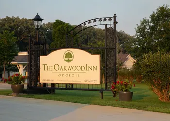 The Oakwood Inn Okoboji - Adults Only hotel thumbnail 2