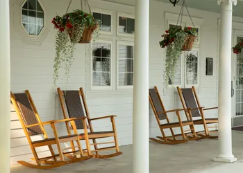 The Oakwood Inn Okoboji - Adults Only hotel thumbnail 3