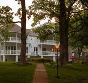 The Oakwood Inn Okoboji - Adults Only hotel detail image 7