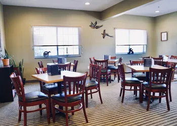 Bowman Inn & Suites hotel thumbnail 2