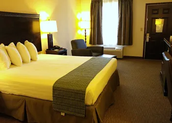 Cochran Inn & Suites hotel thumbnail 7