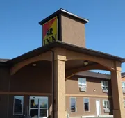 R&R Inn hotel detail image 3