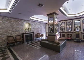 Avenue Plaza Hotel hotel thumbnail 3