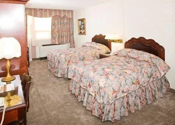 Avenue Plaza Hotel hotel thumbnail 5