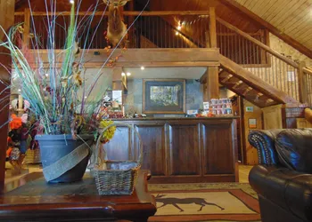 Elk View Inn hotel thumbnail 2