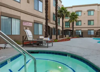 DoubleTree Suites by Hilton Hotel Sacramento – Rancho Cordova hotel thumbnail 2