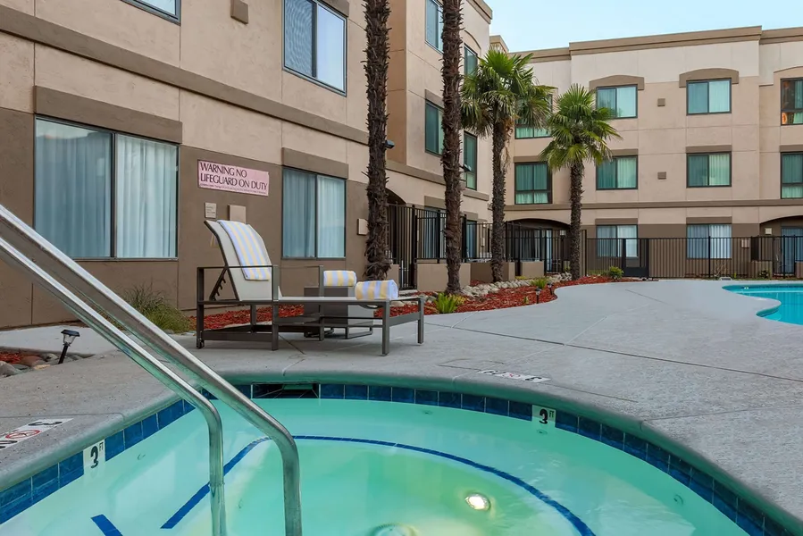 DoubleTree Suites by Hilton Hotel Sacramento – Rancho Cordova hotel detail image 2