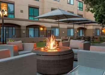 DoubleTree Suites by Hilton Hotel Sacramento – Rancho Cordova hotel thumbnail 3