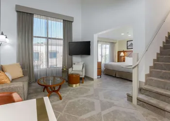 DoubleTree Suites by Hilton Hotel Sacramento – Rancho Cordova hotel thumbnail 7