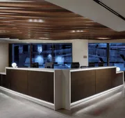 Springhill Suites by Marriott Chicago Downtown/ River North hotel detail image 4