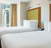 Springhill Suites by Marriott Chicago Downtown/ River North hotel detail image 7