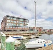 Club Wyndham Inn on Long Wharf hotel detail image 4