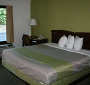 Travelodge by Wyndham Roanoke hotel detail image 3