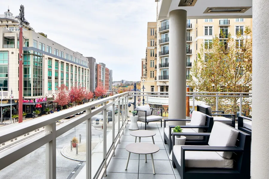 AC Hotel by Marriott National Harbor Washington, D.C. Area hotel detail image 6
