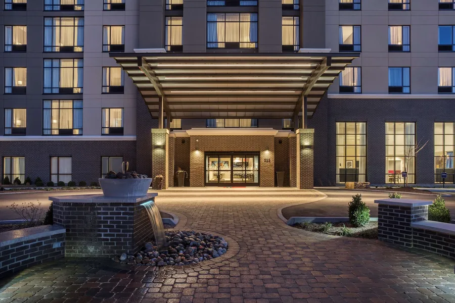 Hampton Inn & Suites Newport/Cincinnati hotel detail image 2