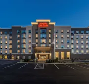 Hampton Inn & Suites Newport/Cincinnati hotel detail image 3
