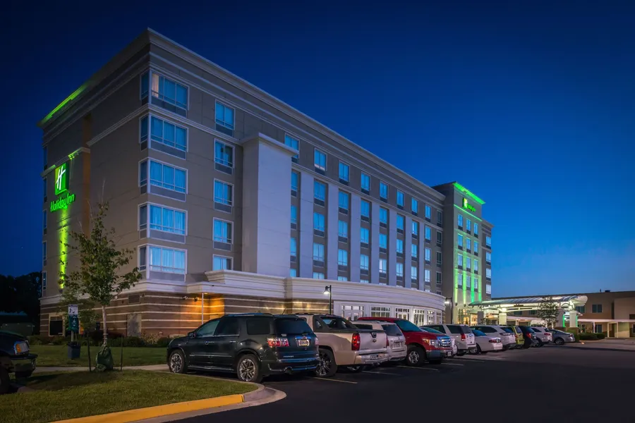 Holiday Inn Kansas City Airport by IHG hotel detail image 6