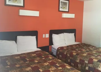 Travelodge by Wyndham Sacramento Convention Center hotel thumbnail 6