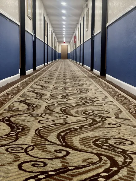express inn hotel detail image 6