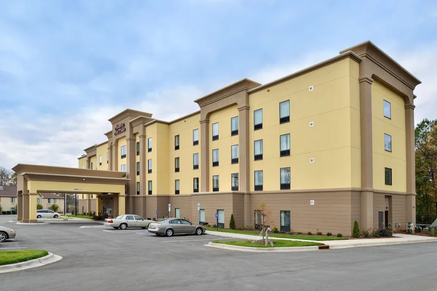 Hampton Inn & Suites Shelby hotel detail image 2