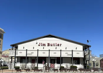 Jim Butler Inn & Suites hotel thumbnail 3