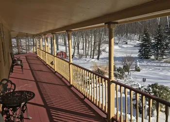 Fairlawn Inn hotel thumbnail 7