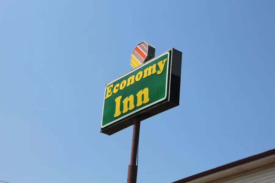 Economy Inn hotel detail image 2