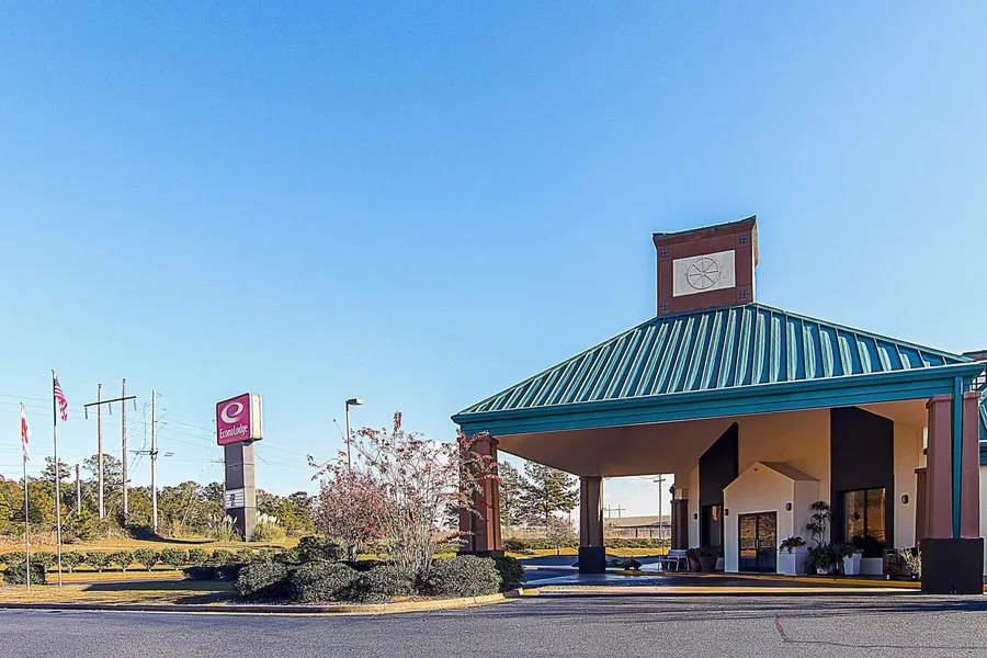 Econo Lodge hotel detail image 2