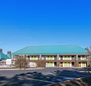 Econo Lodge hotel detail image 3