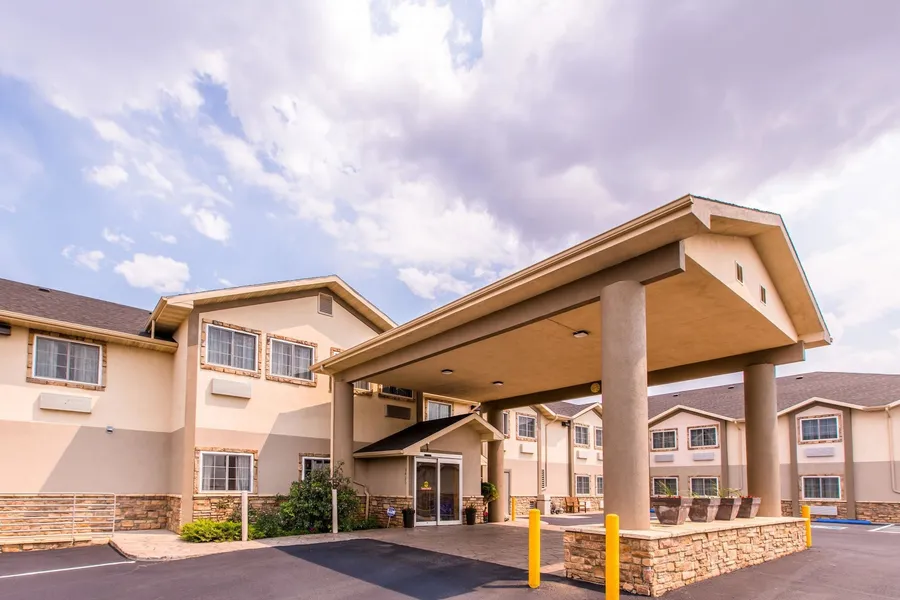 Quality Inn & Suites University hotel detail image 2