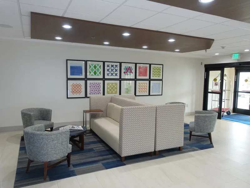 Holiday Inn Express & Suites Brentwood by IHG hotel detail image 2