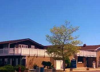 Atlantic Motel hotel thumbnail 2
